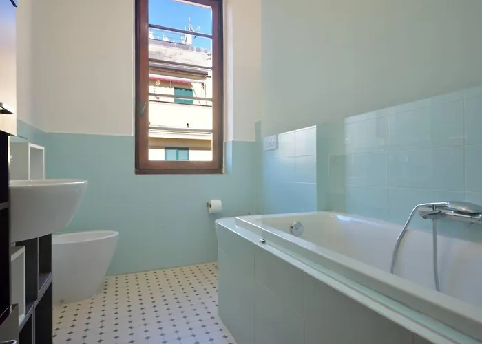 Delia Flexyrent Genoa