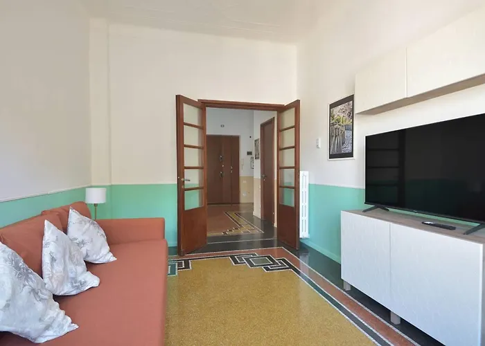 Delia Flexyrent * جنوة